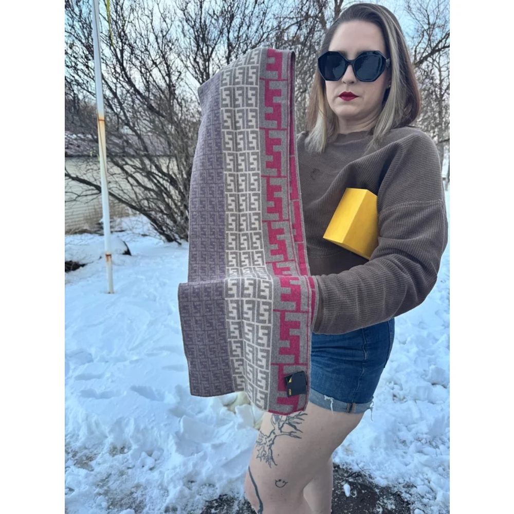 Fendi Scarf One Size Gray and Pink - Picture 2 of 3